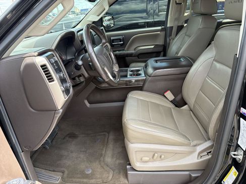 Used 2016 GMC Sierra 1500 Denali w/ Denali Ultimate Package AWD/4WD image 4