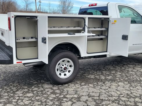 New 2025 GMC Sierra 3500 Pro w/ Convenience Package AWD/4WD image 30