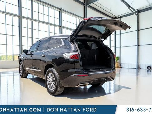 Used 2023 Buick Enclave Essence AWD/4WD image 30