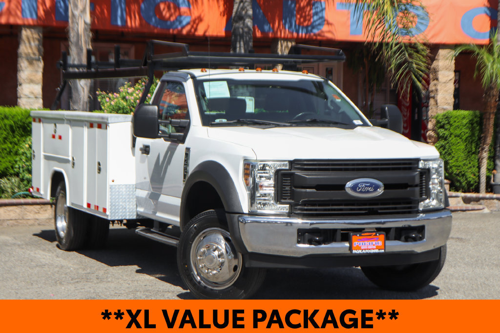 Used 2019 Ford F450 XL w/ XL Value Package RWD image 2