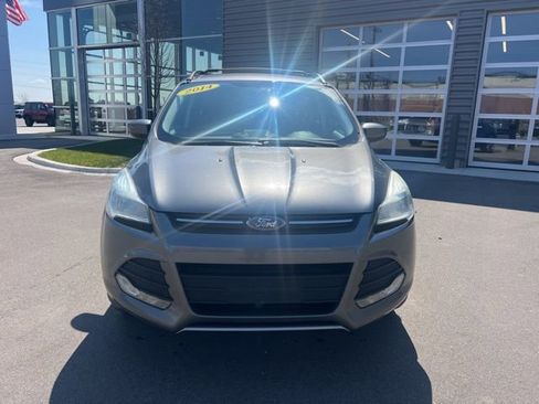 Used 2014 Ford Escape SE w/ Equipment Group 201A image 2