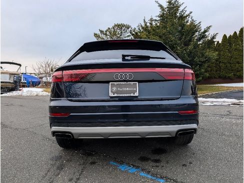 Used 2024 Audi Q8 Prestige AWD/4WD image 6