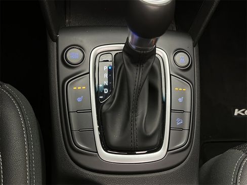 Used 2018 Hyundai Kona Limited image 27