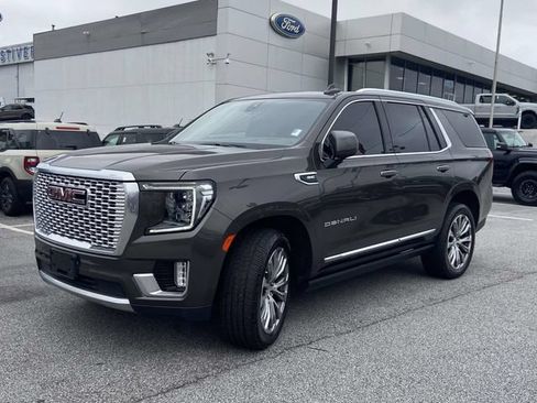 Used 2021 GMC Yukon Denali w/ Denali Premium Package RWD image 7