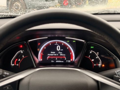 Used 2019 Honda Civic Sport image 31