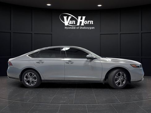 Used 2024 Honda Accord EX-L image 8