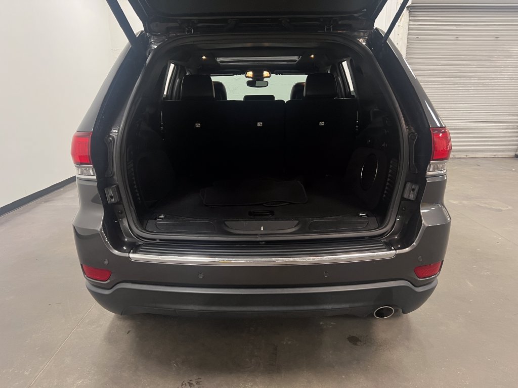 Used 2020 Jeep Grand Cherokee Limited w/ Luxury Group II AWD/4WD image 23