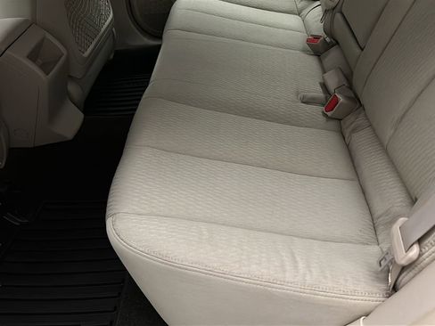 Used 2011 Subaru Legacy 2.5i AWD/4WD image 13