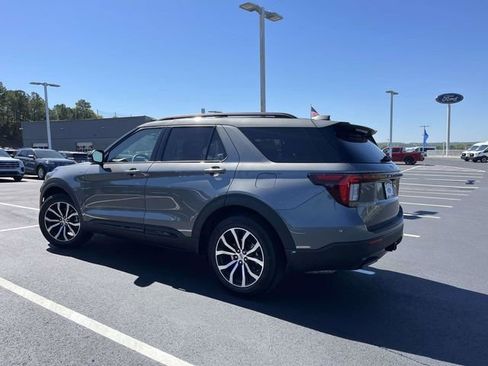 New 2026 Ford Explorer ST-Line w/ Premium Package image 3