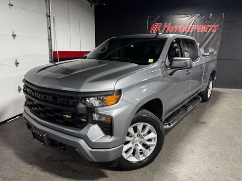 Used 2023 Chevrolet Silverado 1500 Custom AWD/4WD image 1