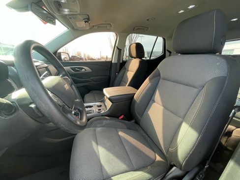 Used 2019 Chevrolet Traverse LS image 21