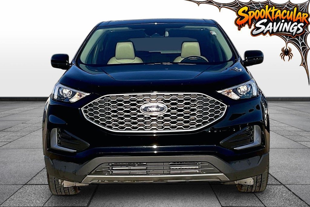 Used 2024 Ford Edge SEL AWD/4WD image 3