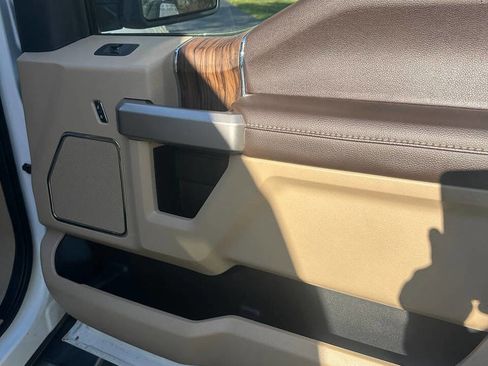 Used 2020 Ford F150 Lariat w/ Equipment Group 502A Luxury image 9