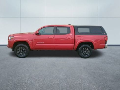 Used 2020 Toyota Tacoma SR5 image 2