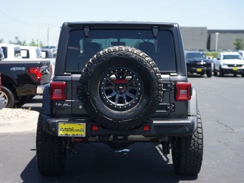 Used 2018 Jeep Wrangler Rubicon AWD/4WD image 7