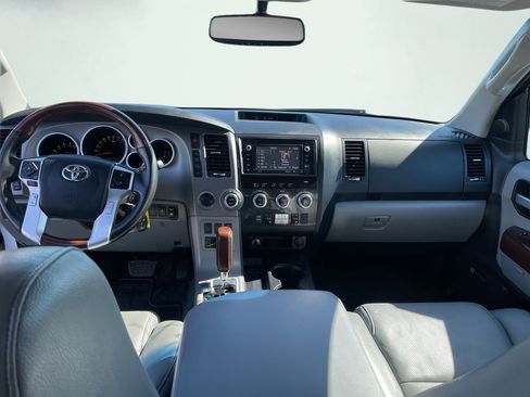 Used 2016 Toyota Sequoia Platinum AWD/4WD image 20