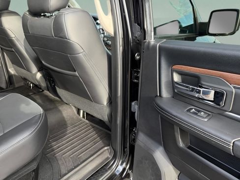 Used 2017 RAM 2500 Laramie w/ Sport Appearance Group image 11