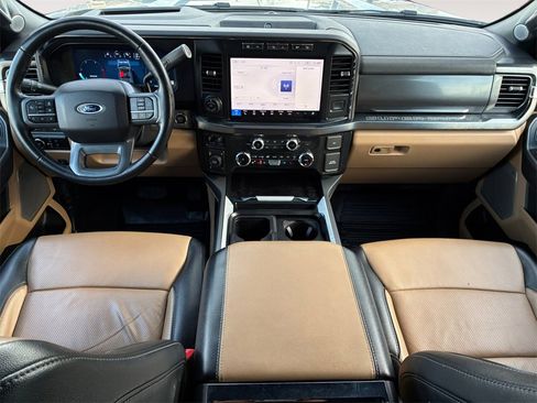 Used 2024 Ford F350 Lariat w/ Lariat Ultimate Package image 10