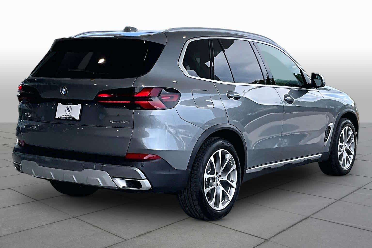 Used 2026 BMW X5 sDrive40i RWD image 12