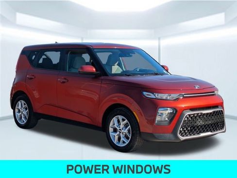 Used 2021 Kia Soul S image 9