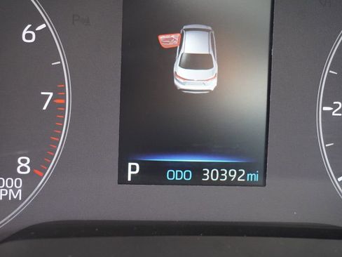 Certified 2025 Toyota Corolla LE FWD image 8