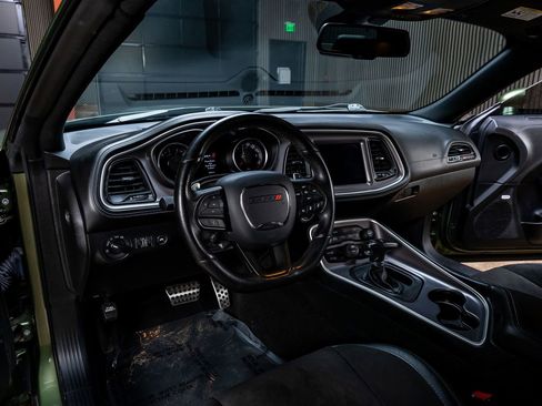 Used 2022 Dodge Challenger R/T Scat Pack RWD image 12