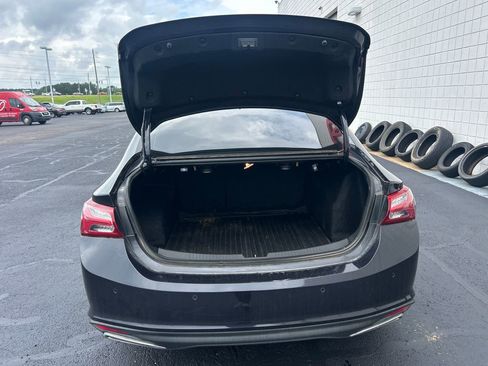 Used 2022 Chevrolet Malibu Premier FWD image 31