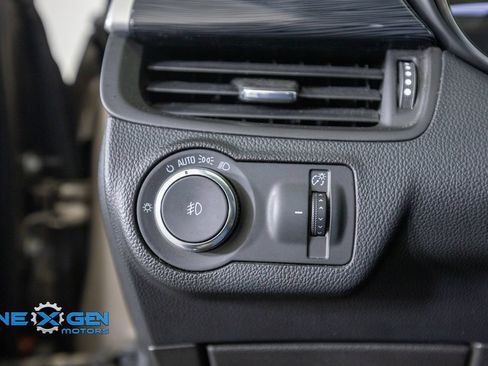 Used 2018 Buick Envision Preferred FWD image 13