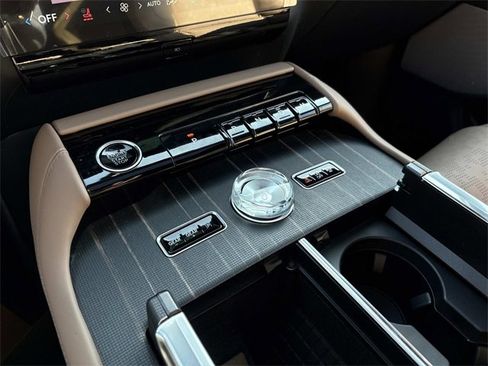 New 2026 Lincoln Navigator L Black Label image 29