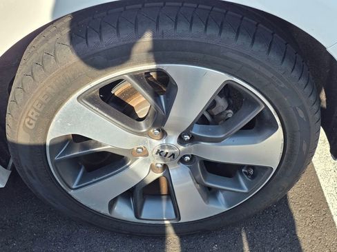 Used 2020 Kia Optima S w/ S Panoramic Sunroof Package image 8