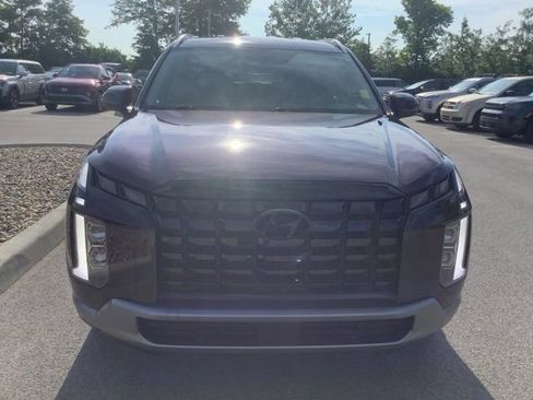 Used 2024 Hyundai Palisade SEL FWD image 2