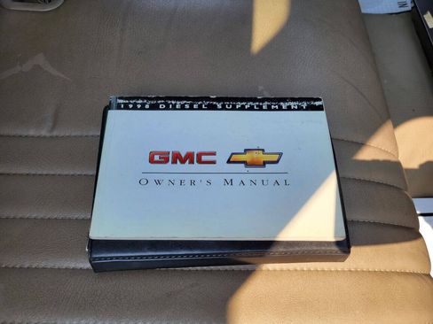 Used 1998 GMC Sierra 3500 2WD Regular Cab HD image 31