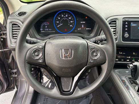 Used 2019 Honda HR-V EX image 29