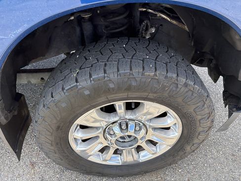 Used 2022 Ford F350 Limited AWD/4WD image 12
