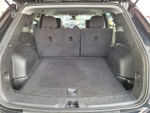 Used 2023 Chevrolet Blazer LT image 19