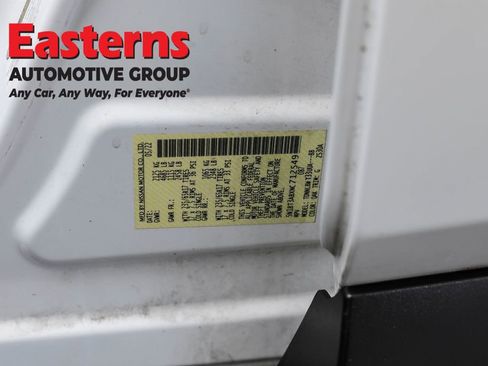 Used 2022 Nissan Rogue S image 35