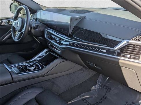 Used 2025 BMW X6 M60i image 23