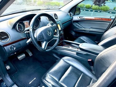 Used 2009 Mercedes-Benz ML 63 AMG 4MATIC image 9