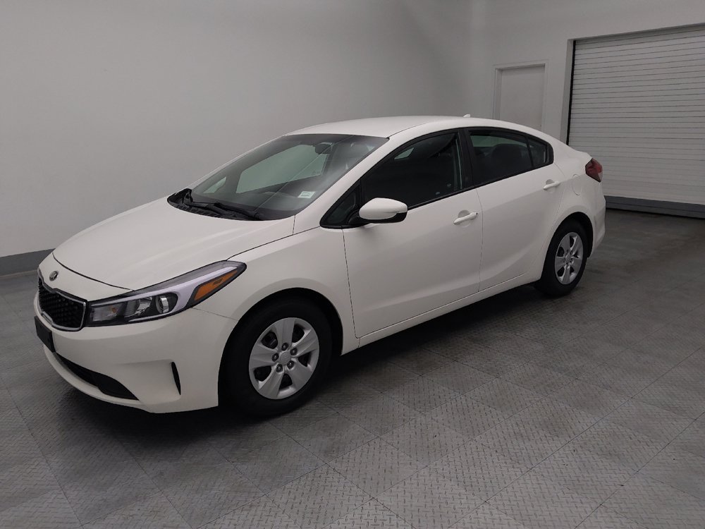 Used 2018 Kia Forte LX FWD image 2