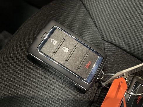 New 2025 Jeep Grand Cherokee Laredo X w/ Trailer Tow Package image 24