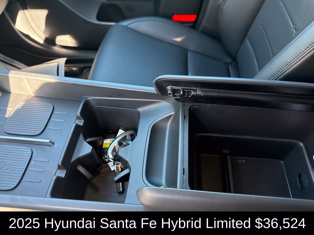 Used 2025 Hyundai Santa Fe Limited FWD image 39