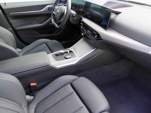 Certified 2025 BMW 430i w/ Premium Package image 10