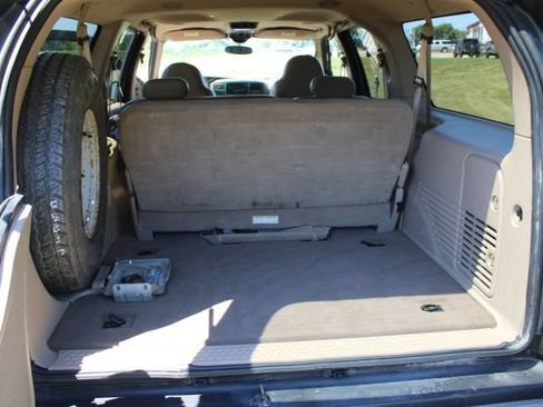 Used 2001 Ford Excursion Limited RWD image 19