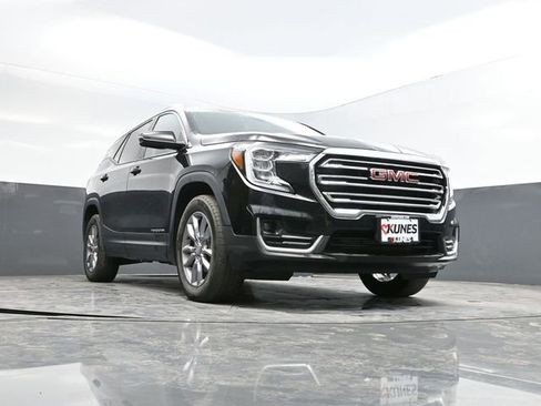 Used 2024 GMC Terrain SLT AWD/4WD image 43
