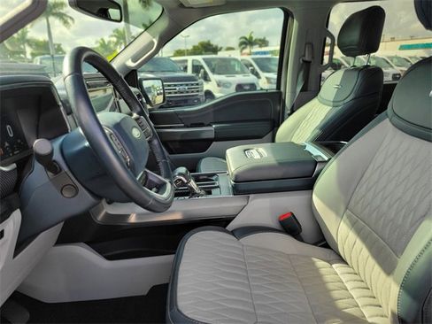 Used 2023 Ford F150 Limited image 17