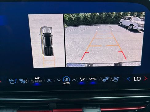 Used 2025 Chevrolet Silverado EV RST AWD/4WD image 21