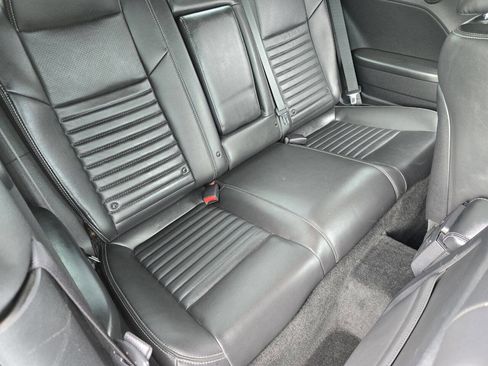 Used 2013 Dodge Challenger R/T image 15