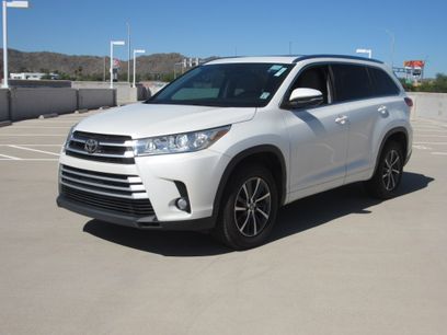Used 2017 Toyota Highlander XLE