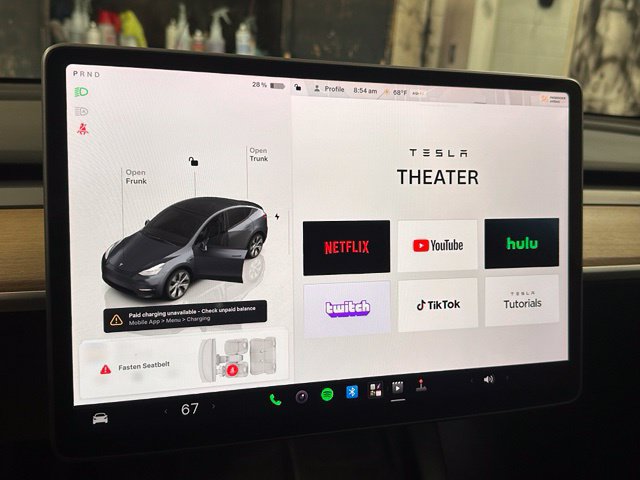 Used 2023 Tesla Model Y Long Range AWD/4WD image 35