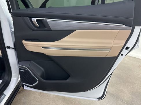 New 2026 Buick Enclave Preferred w/ Power Package AWD/4WD image 20